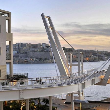 Seafront Lux Apart Inc Pool, Upmarket Area Sliema Luaran gambar
