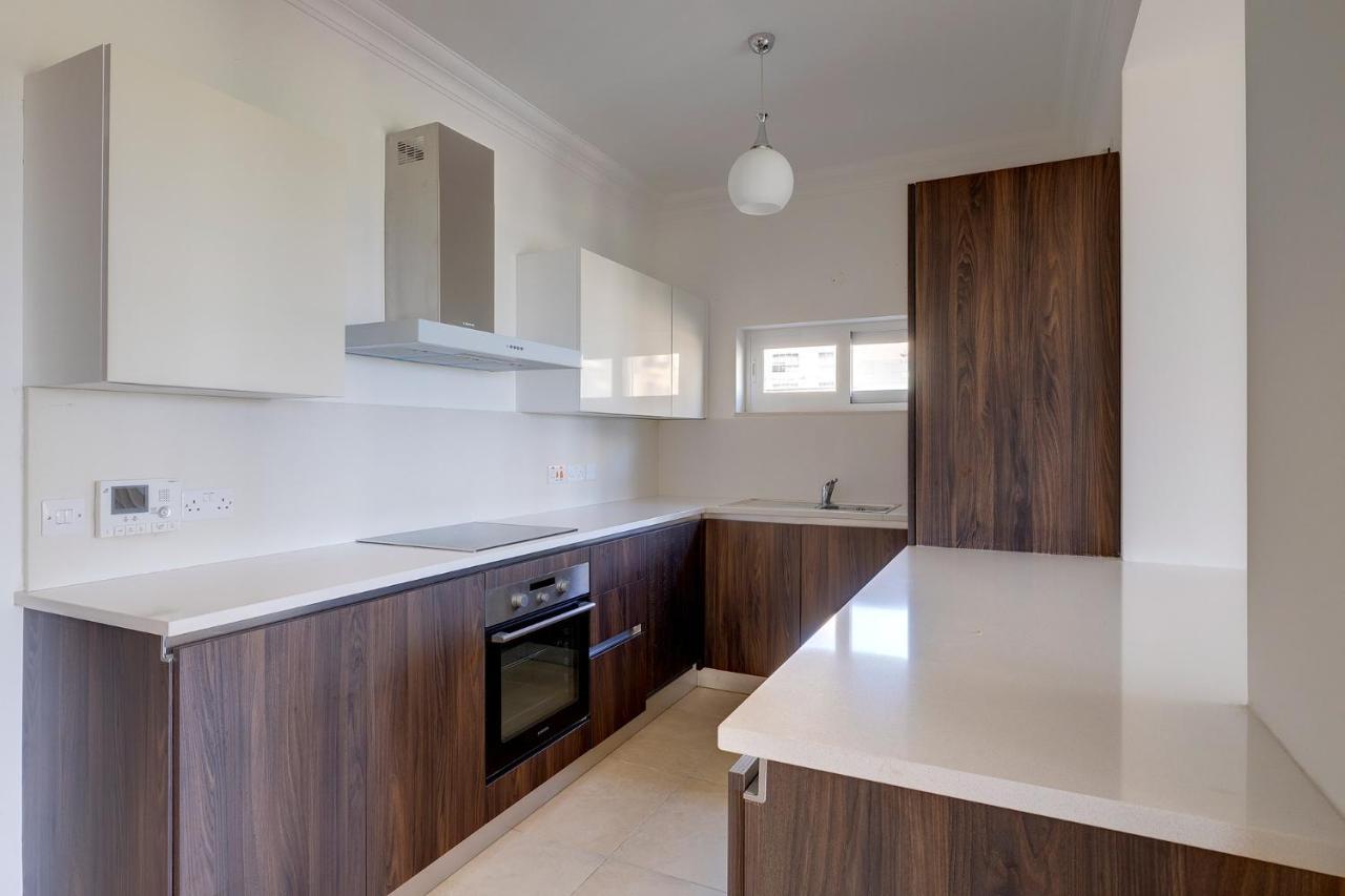 Seafront Lux Apart Inc Pool, Upmarket Area Sliema Luaran gambar