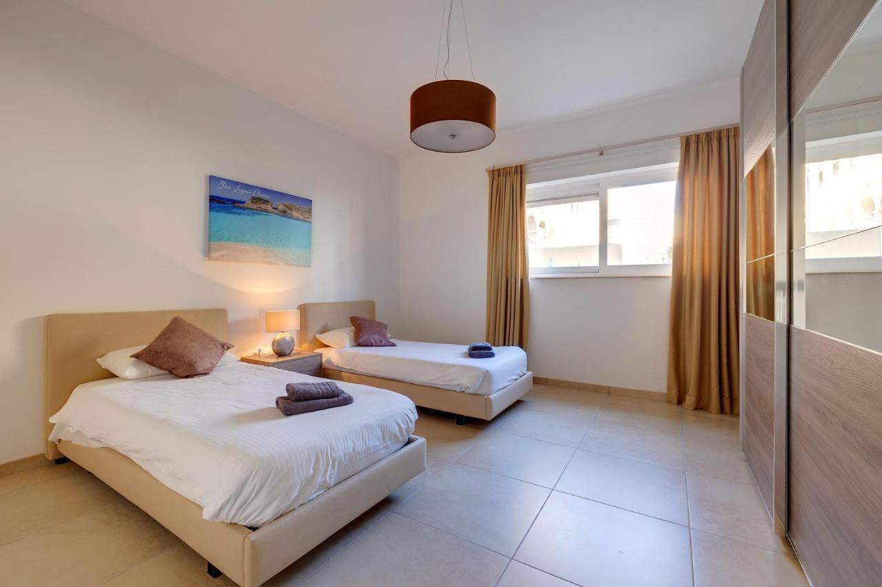 Seafront Lux Apart Inc Pool, Upmarket Area Sliema Luaran gambar
