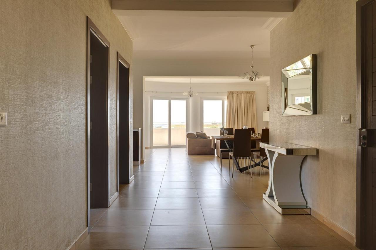 Seafront Lux Apart Inc Pool, Upmarket Area Sliema Luaran gambar